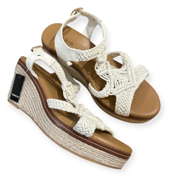 TORRID | Macrame Espadrille Wedge - size 11 (extra wide) - Picture 4 of 7